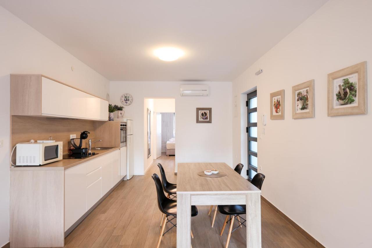 Apartments Mato ザダル エクステリア 写真